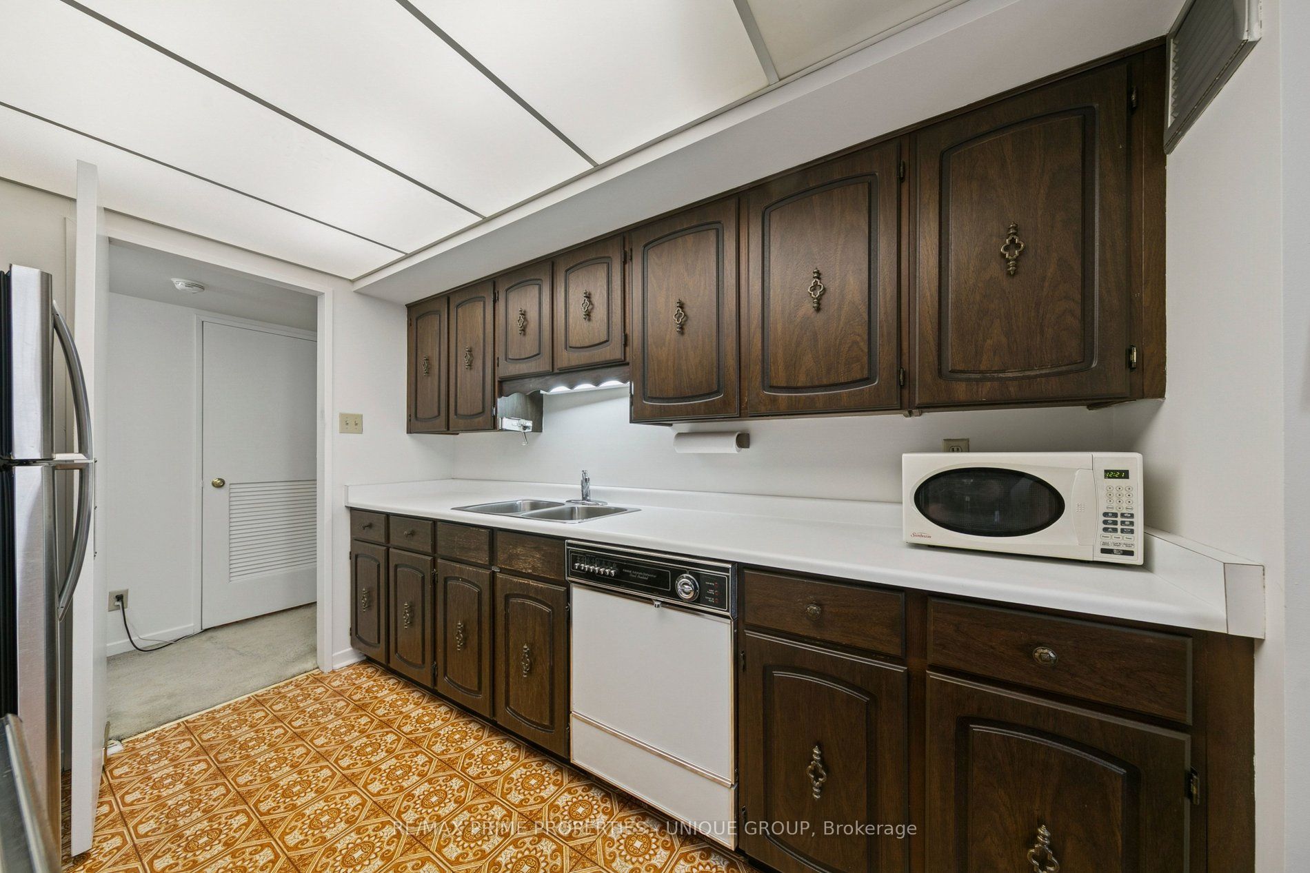 1300 Bloor Street 1801