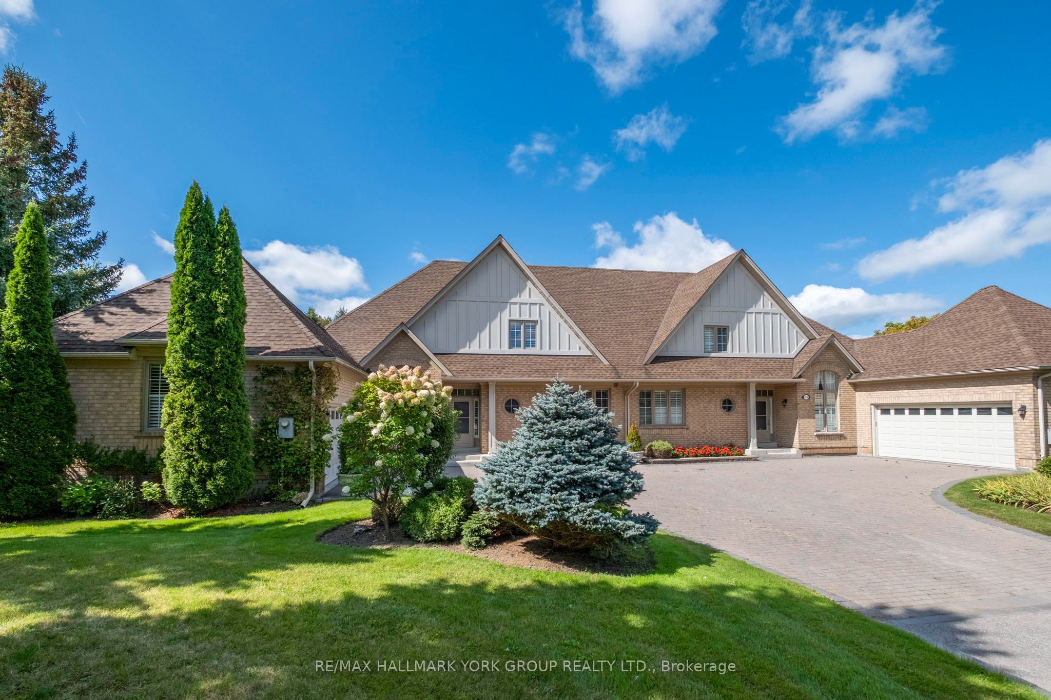 422 Falconwood Hollow