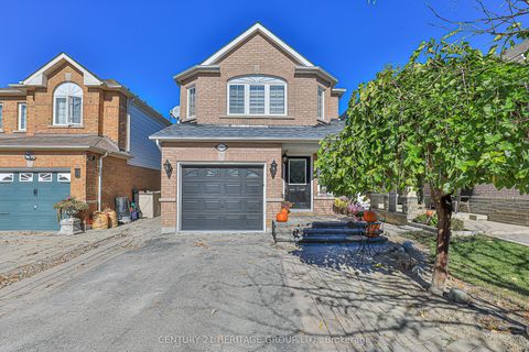 Photo of 549 Pelletier Court, Newmarket, ON L3X 2N7 (MLS # N12470008)