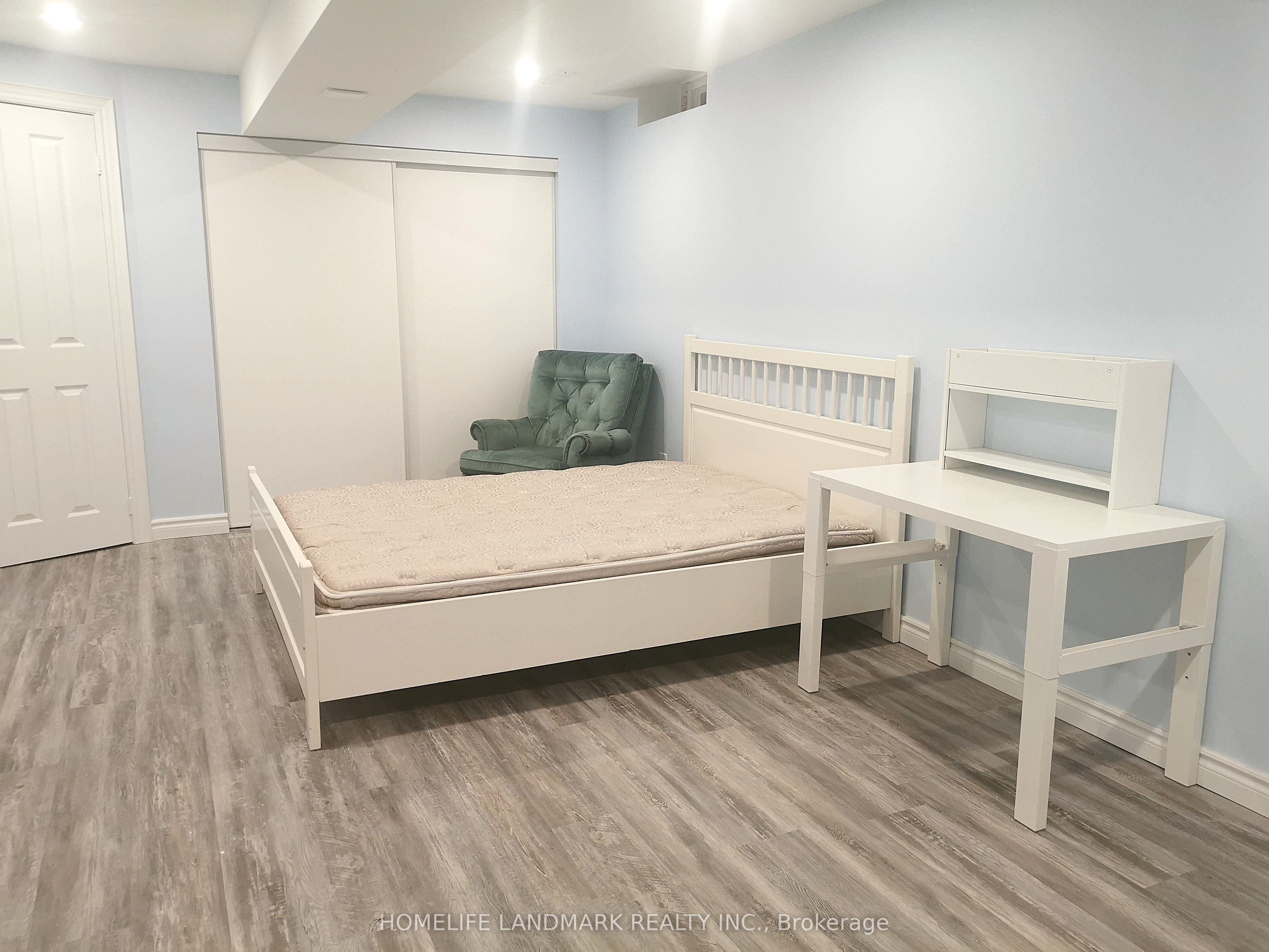 10 Hunters Corners N/A Basement