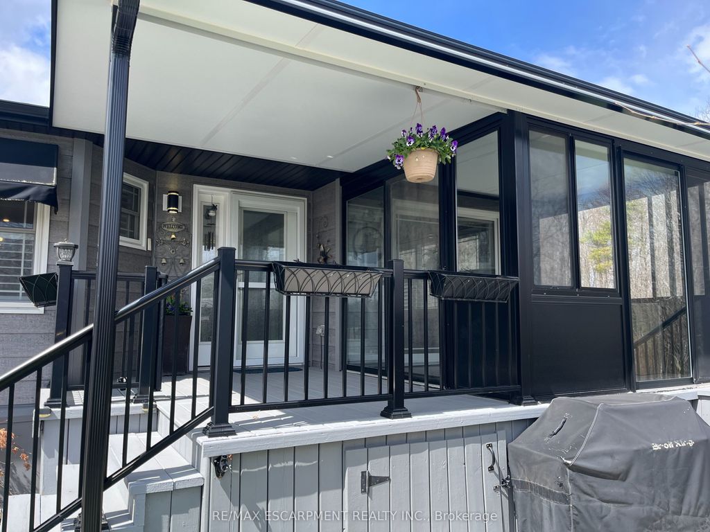 Photo of 4449 Milburough Line #2 Cedar Street, Burlington, ON L7P 0C5 (MLS # W12703464)