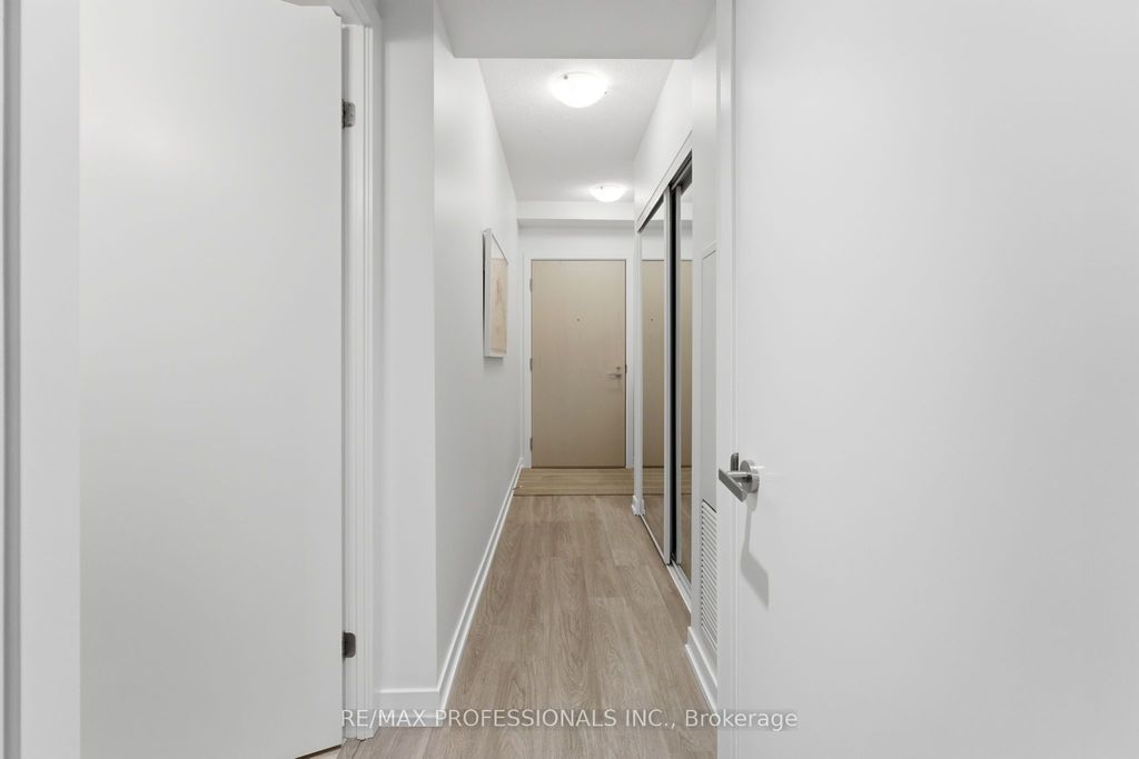 Photo of 55 Cooper Street #2005, Toronto, ON M5E 0G1 (MLS # C12755964)