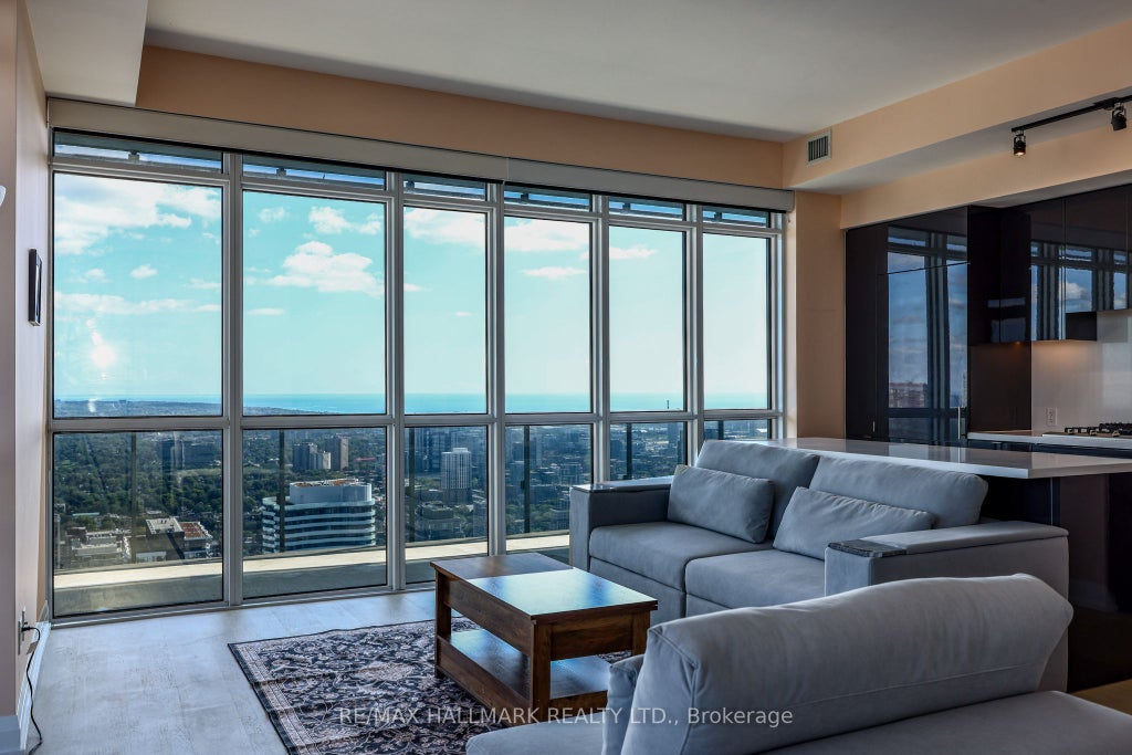 Photo of 7 Grenville Street #6005, Toronto, ON M4Y 0E9 (MLS # C13782024)