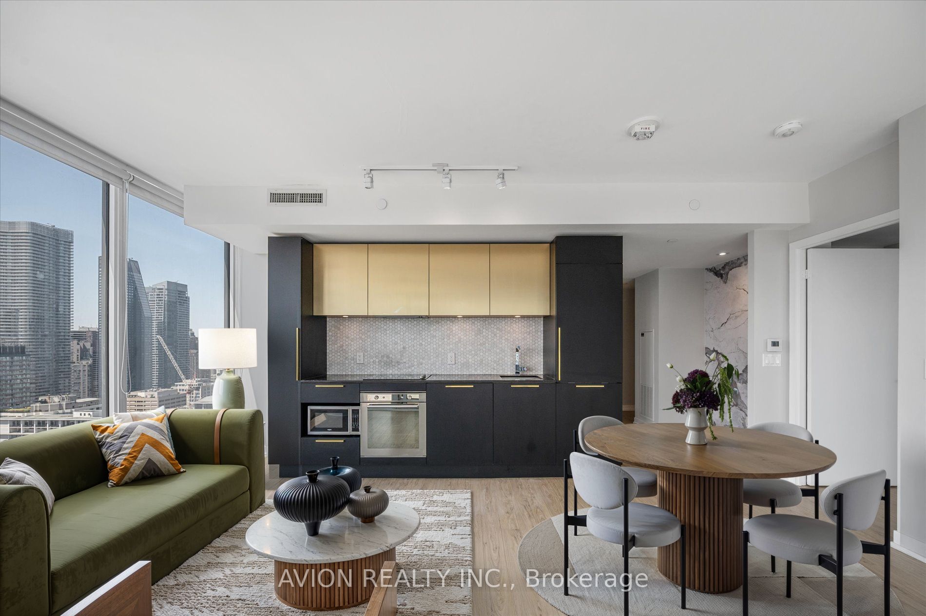 85 Wood Street 3603