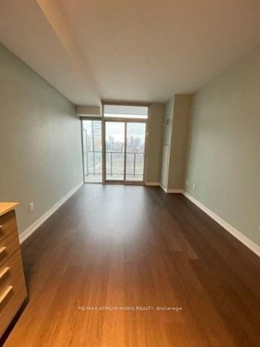 Photo of 105 George Street #1802, Toronto, ON M5S 3E6 (MLS # C13002178)