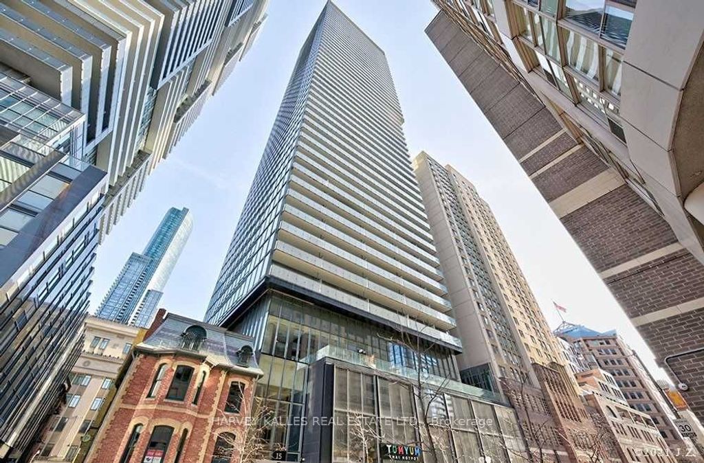 Photo of 15 Grenville Street #3009, Toronto, ON M4Y 1A1 (MLS # C13168442)