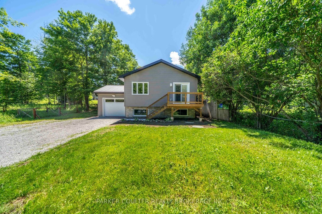 Photo of 82 McArthur Drive, Penetanguishene, ON L9M 1X3 (MLS # S13481504)