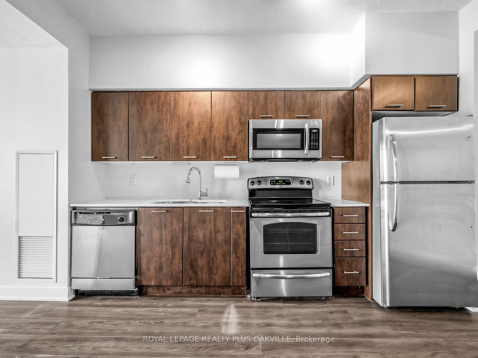 169 Fort York Boulevard 528