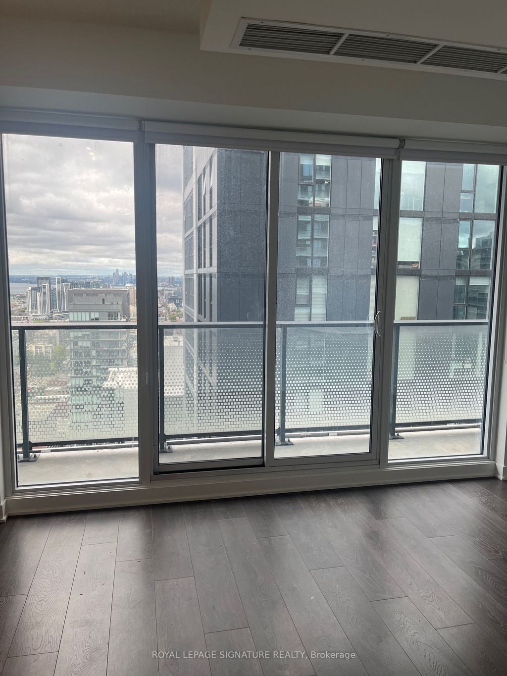 Photo of 115 Blue Jays Way #4807, Toronto, ON M5V 0N4 (MLS # C12415835)