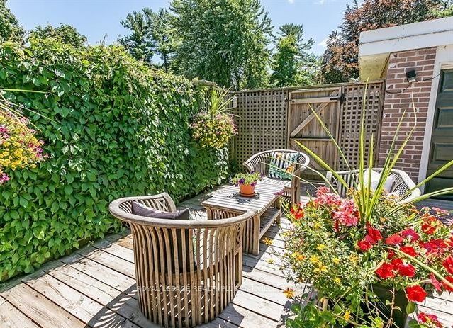 186 Tweedsdale Crescent