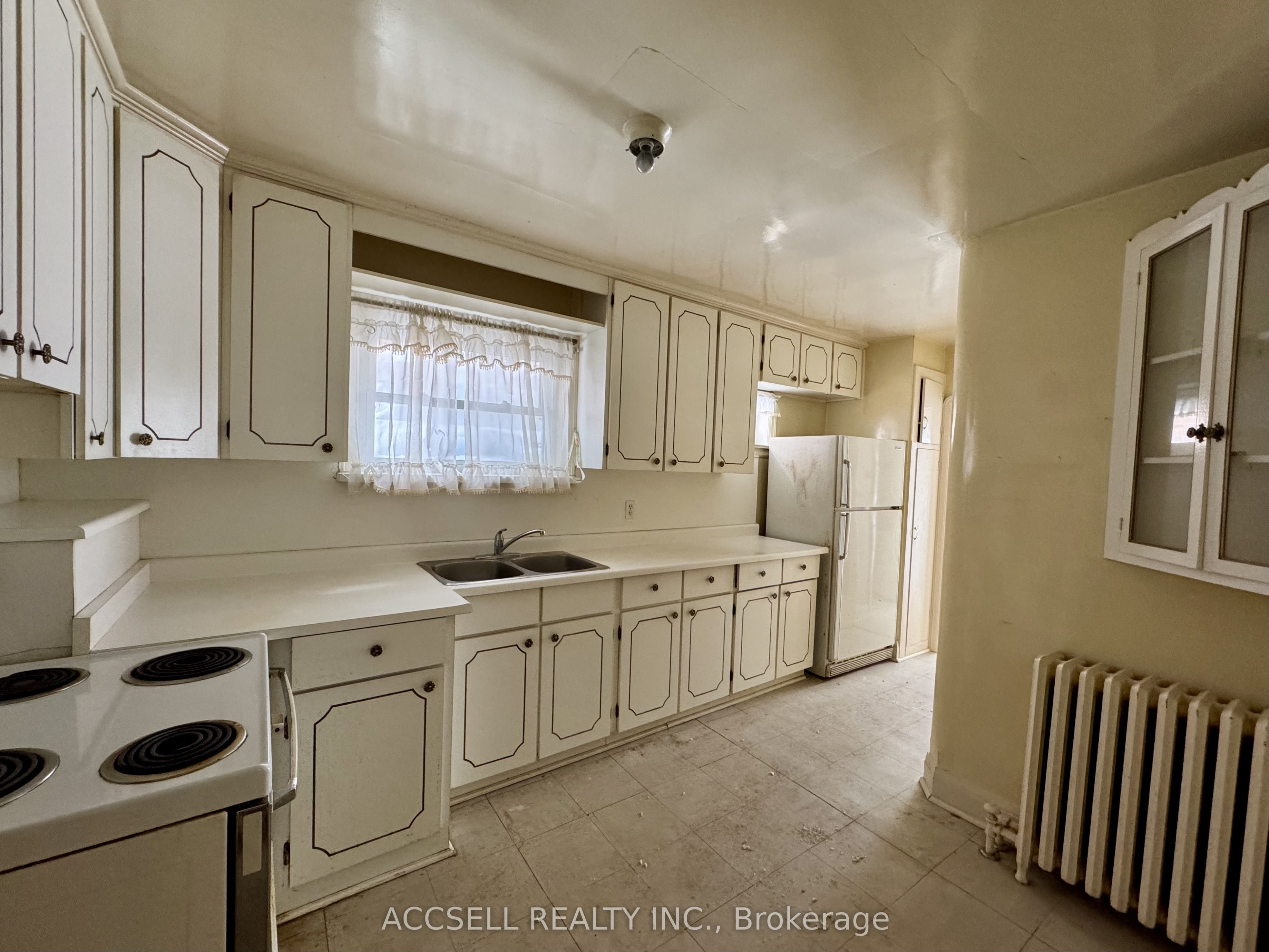 142 Glenwood Crescent