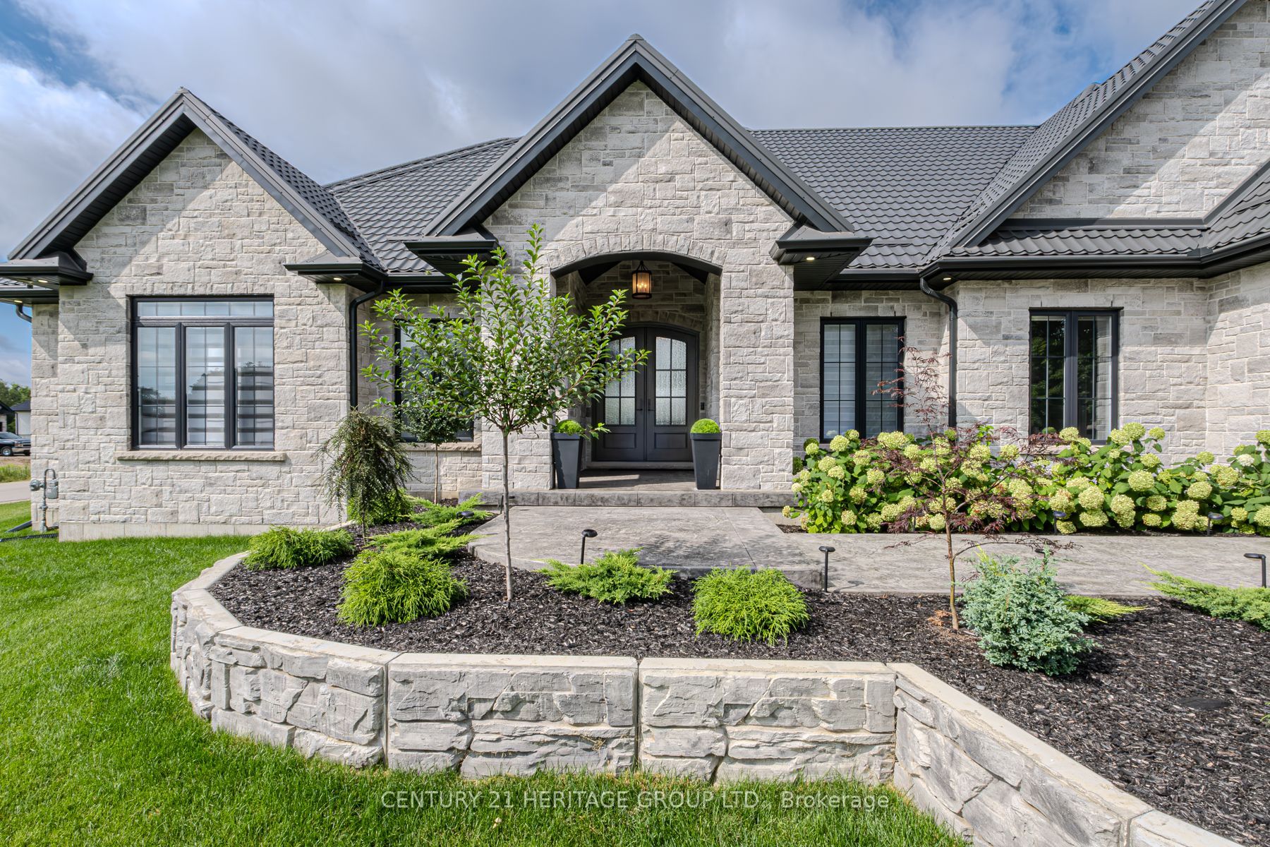 18 Bannister Street