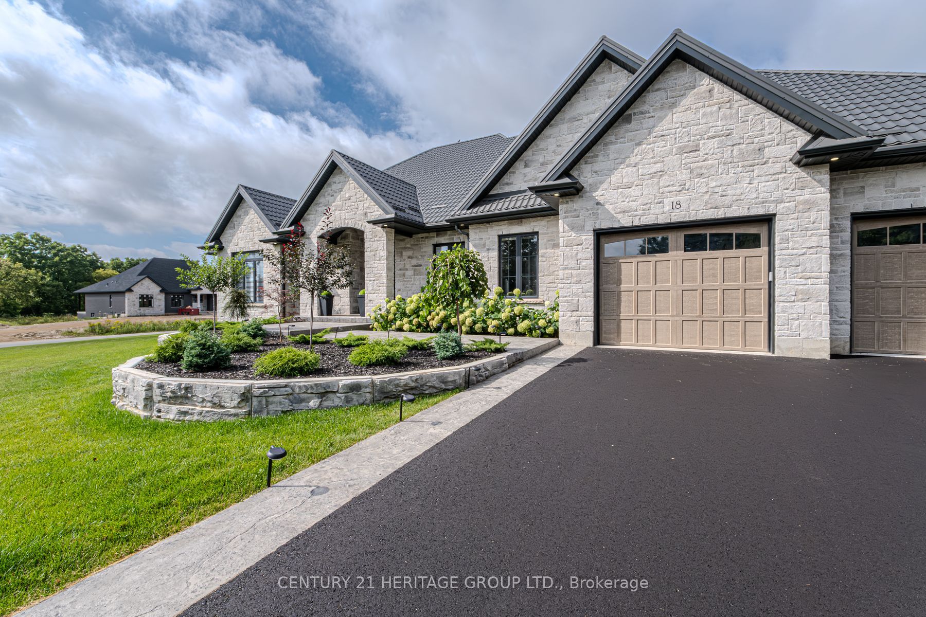 18 Bannister Street