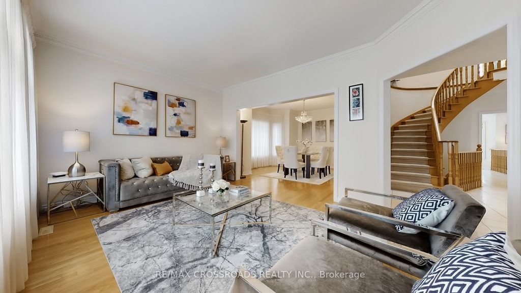 Photo of 73 Reansbury Crescent, Markham, ON L6C 1Y3 (MLS # N12912830)