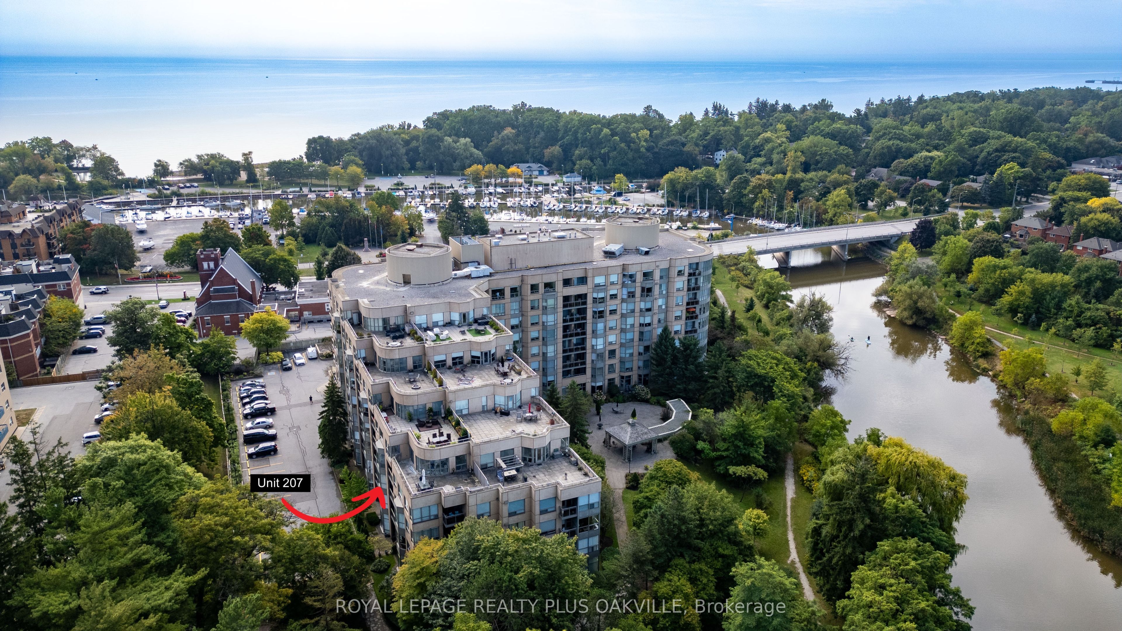 2511 Lakeshore Road W 207