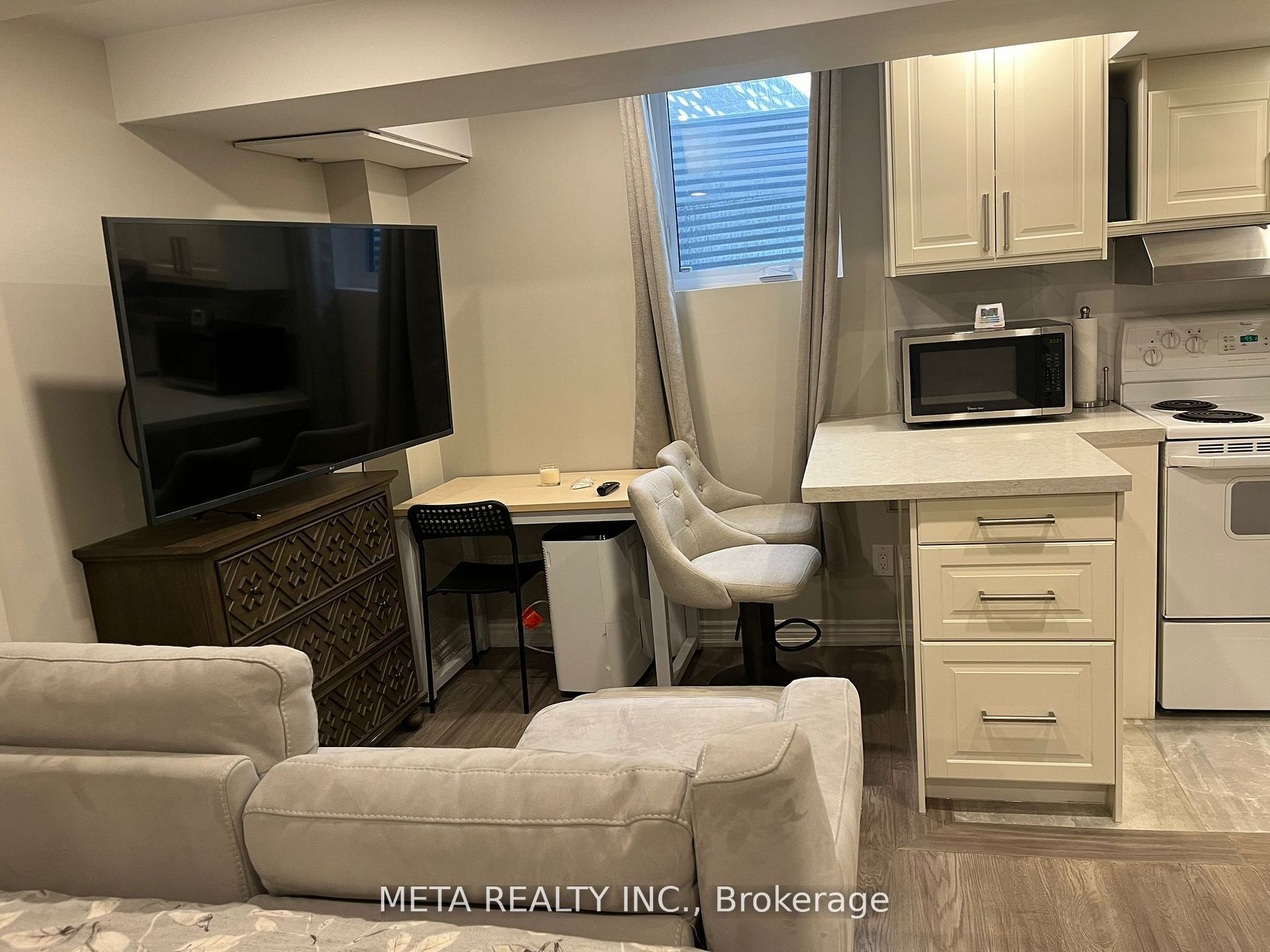 7568 Doverwood Drive