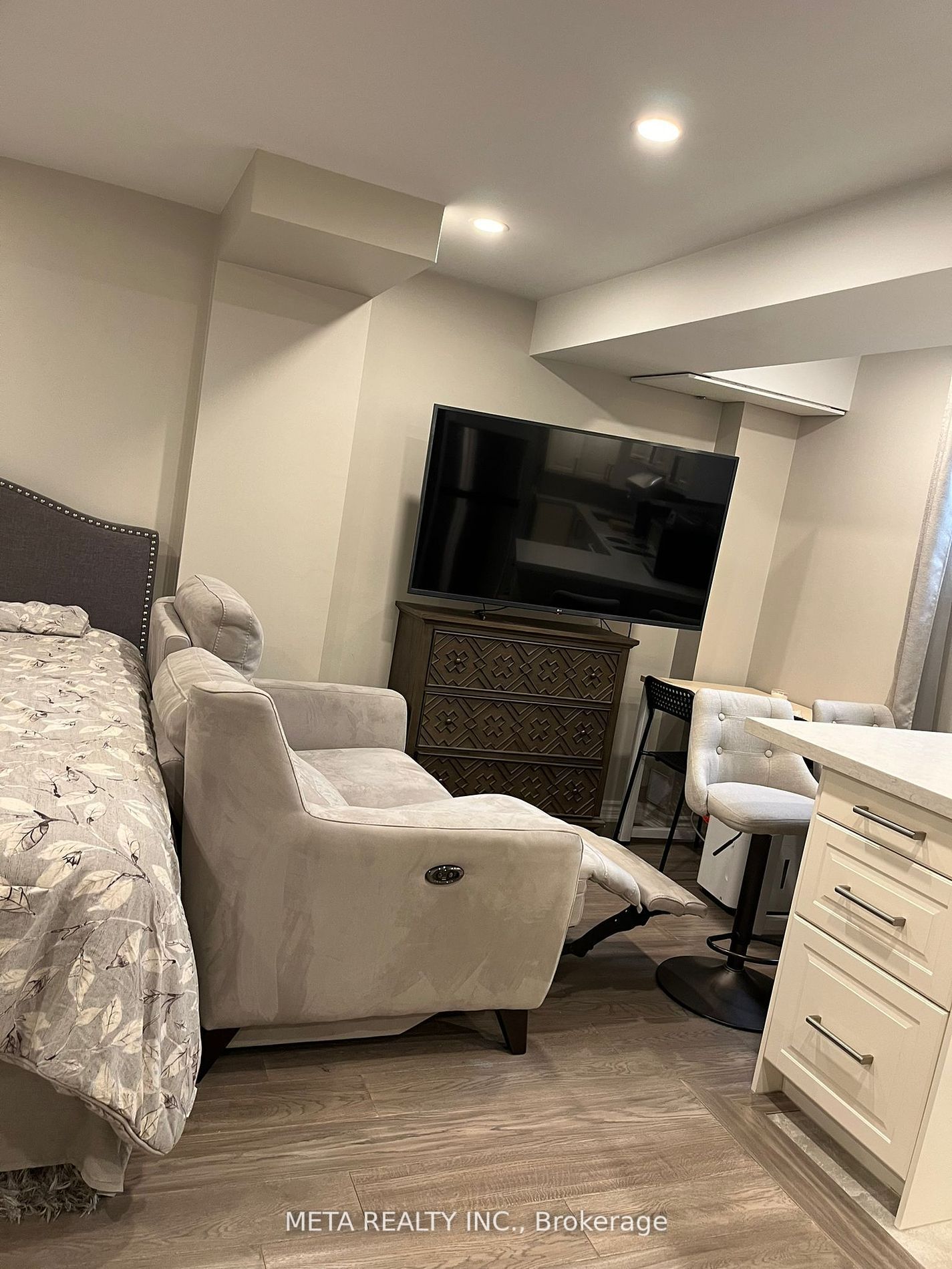 7568 Doverwood Drive