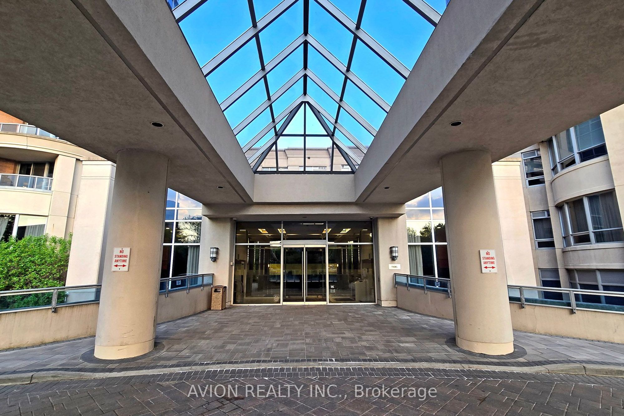 33 Cox Boulevard 631