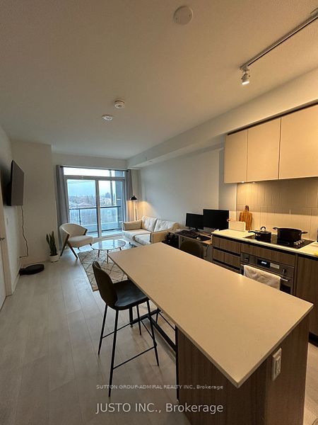 7950 Bathurst Street 409