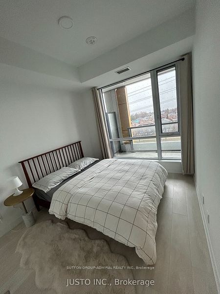 7950 Bathurst Street 409