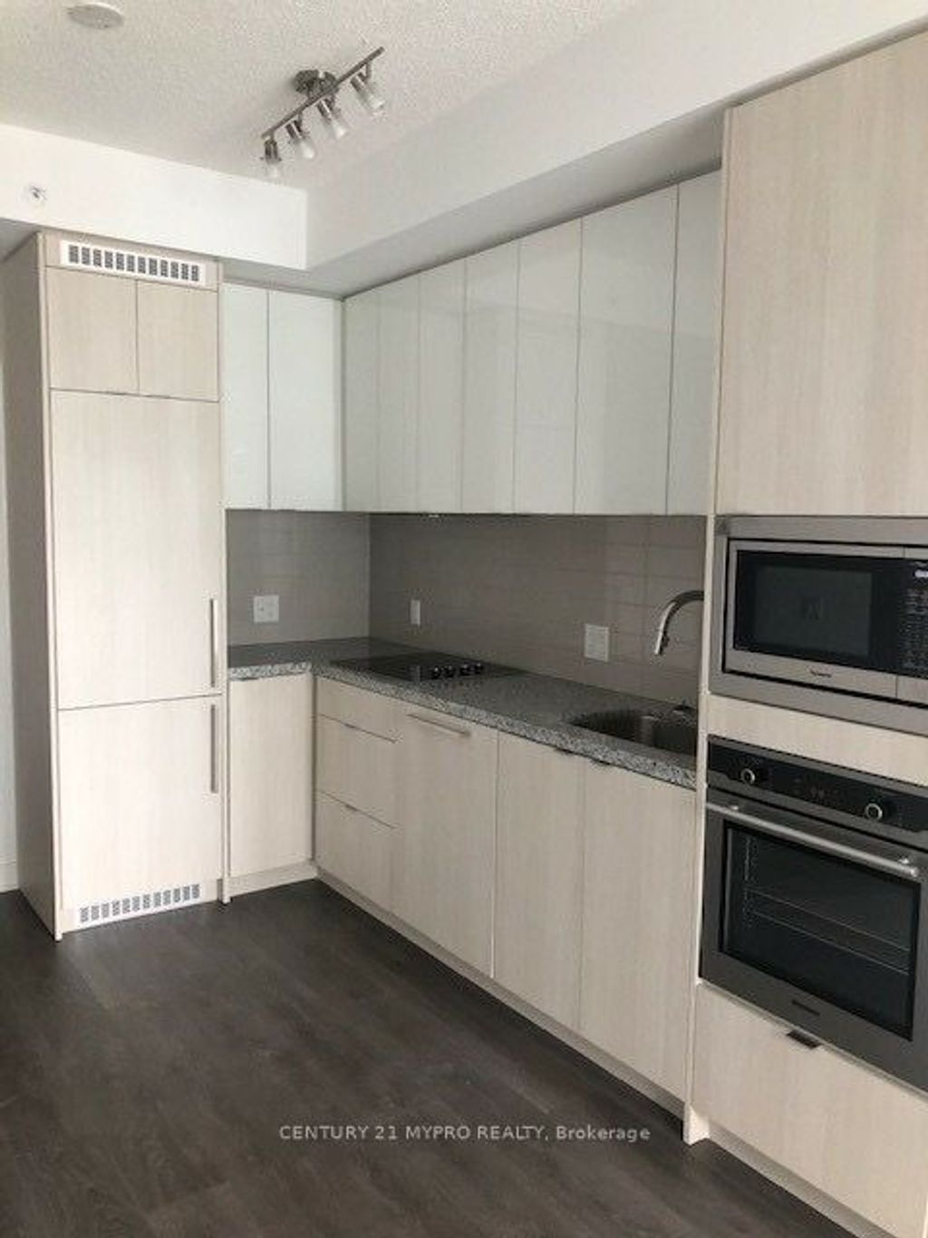 Photo of 115 Blue Jays Way #1510, Toronto, ON M5V 0N4 (MLS # C12647934)