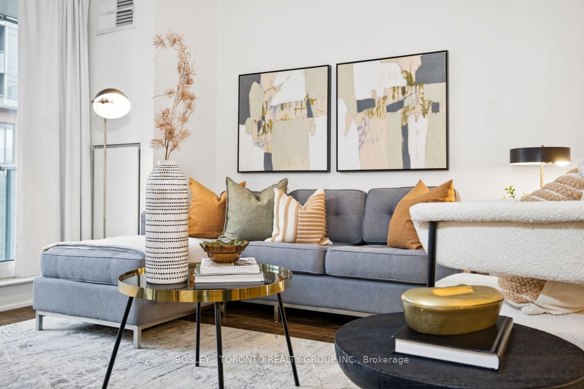 333 Adelaide Street E 539