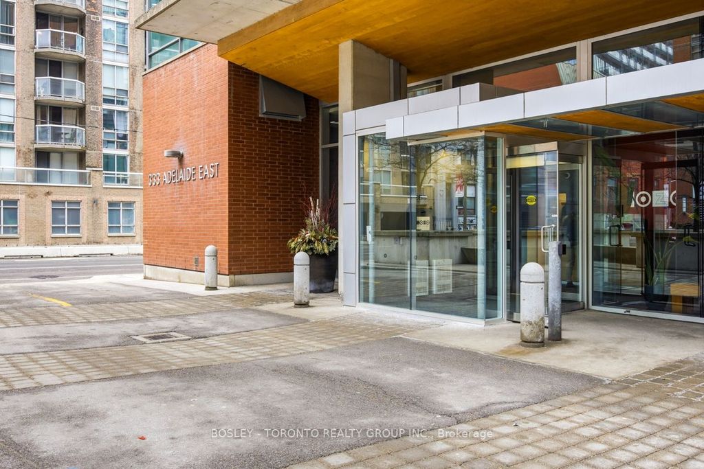 Photo of 333 Adelaide Street E #539, Toronto, ON M5A 1N2 (MLS # C12991922)
