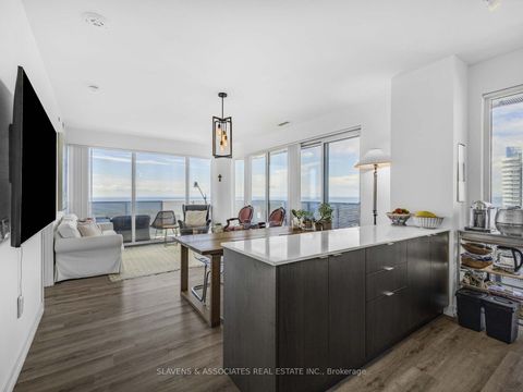 138 Downes Street 6609 Toronto ON M5E 0E4