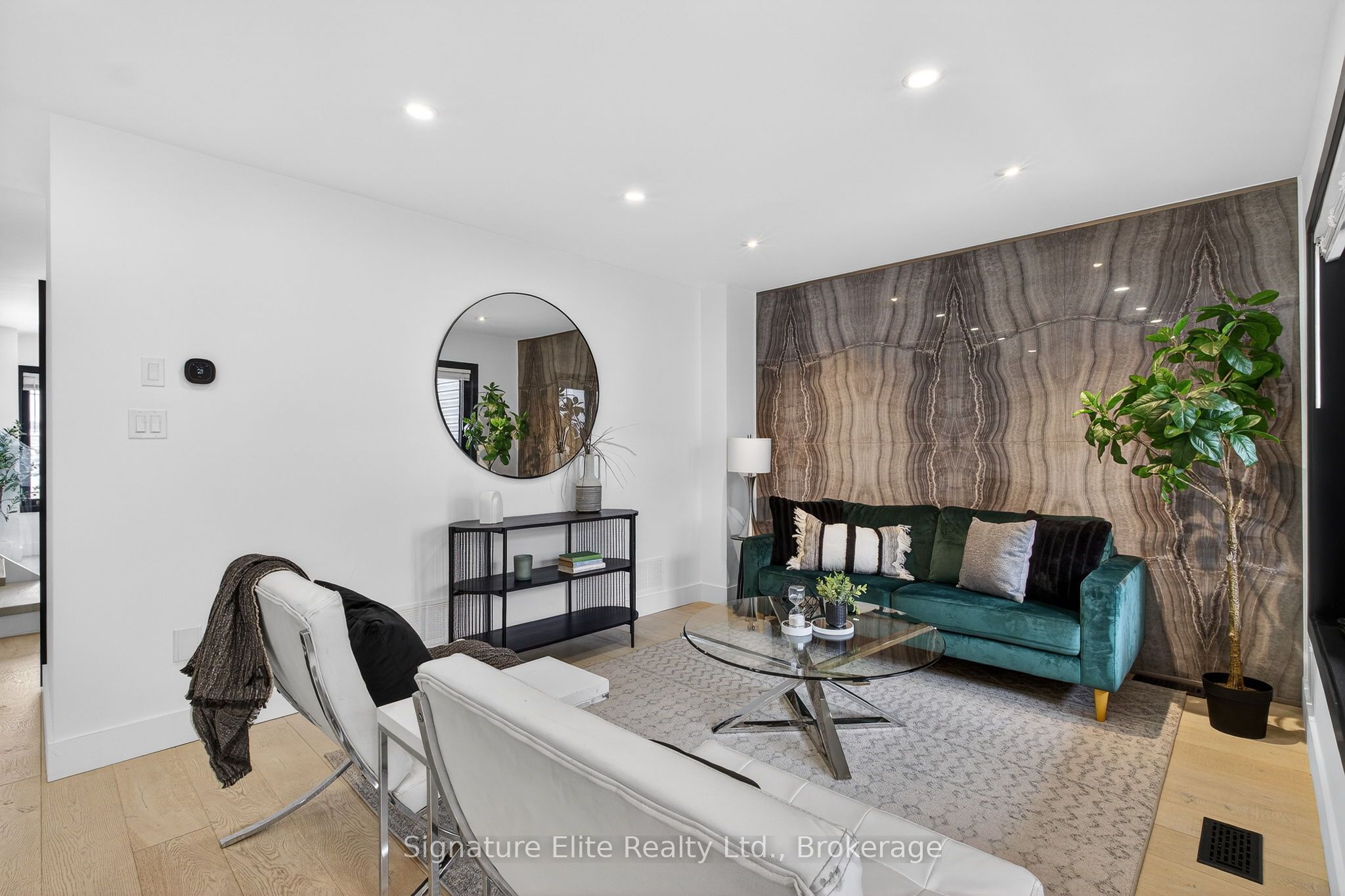 5090 Fairview Street 50