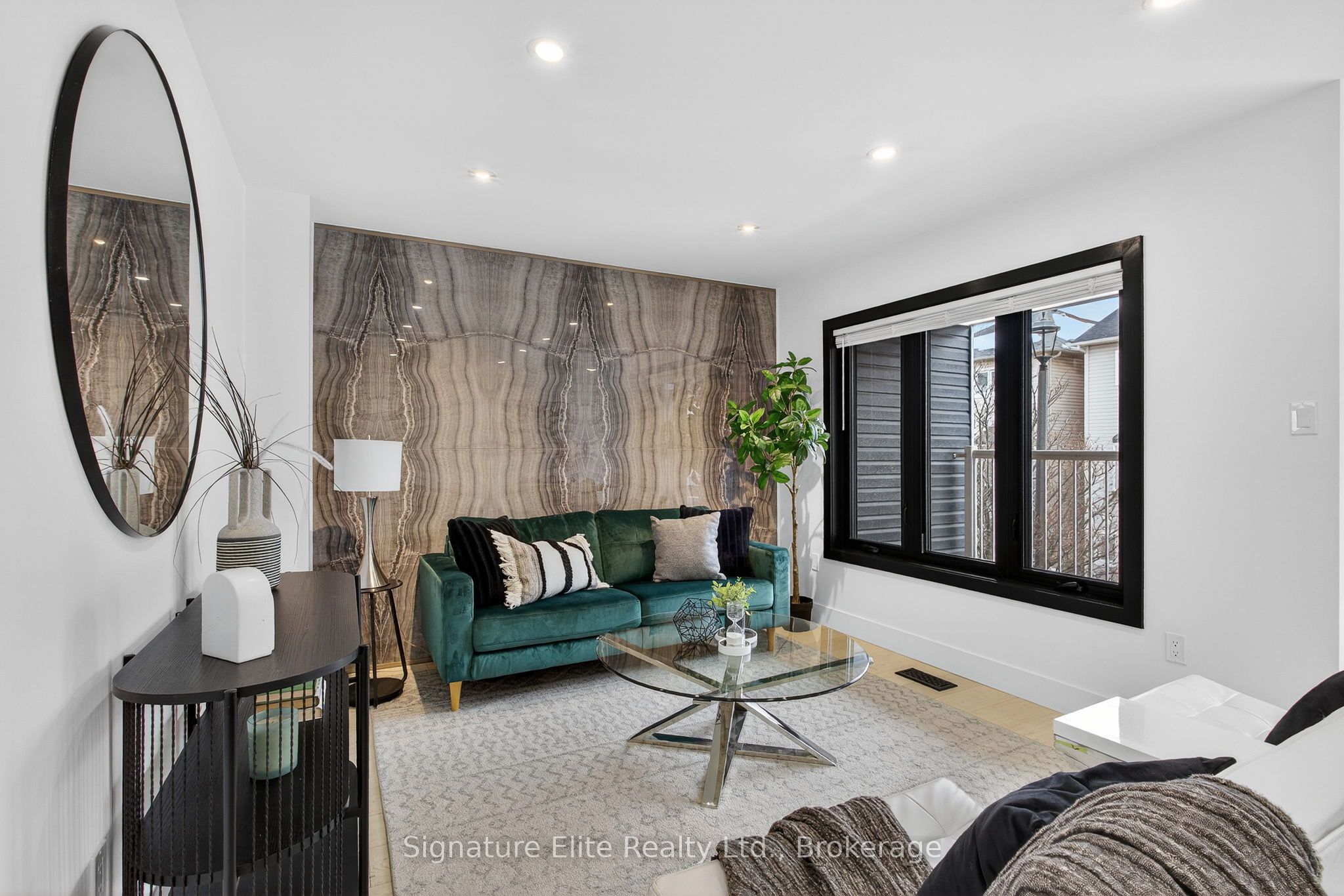 5090 Fairview Street 50