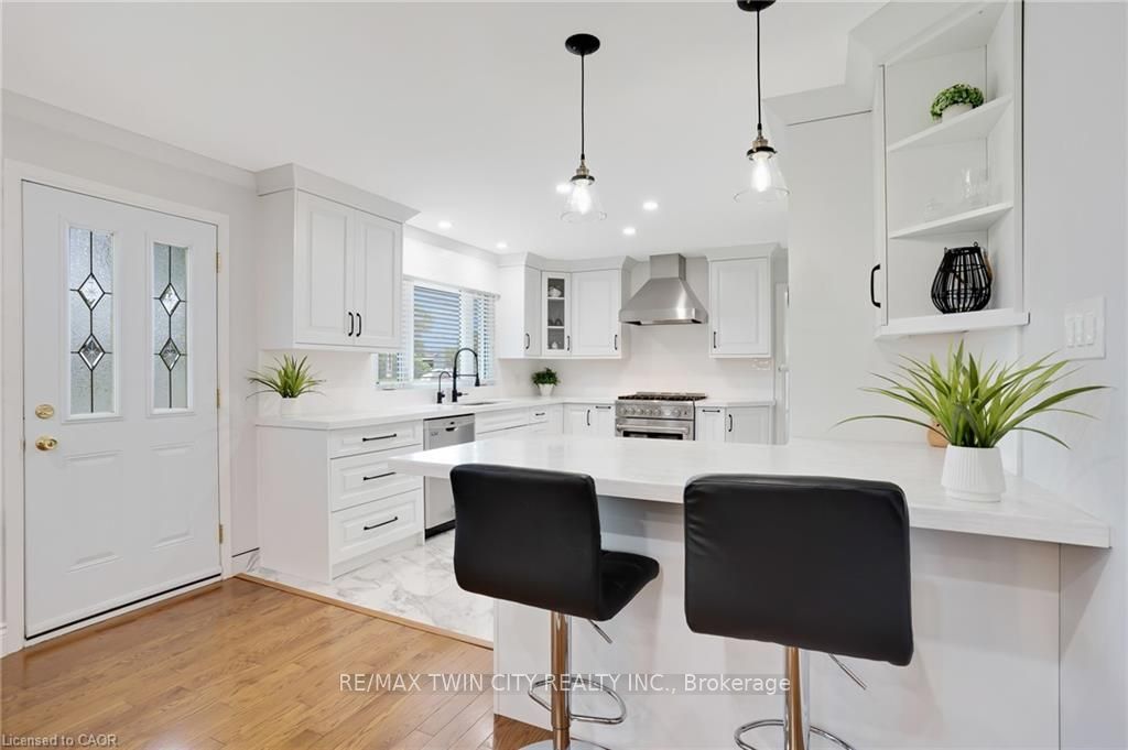 Photo of 7011 Wellington Road 124 Road, Guelph/Eramosa, ON N1H 6J4 (MLS # X12909512)