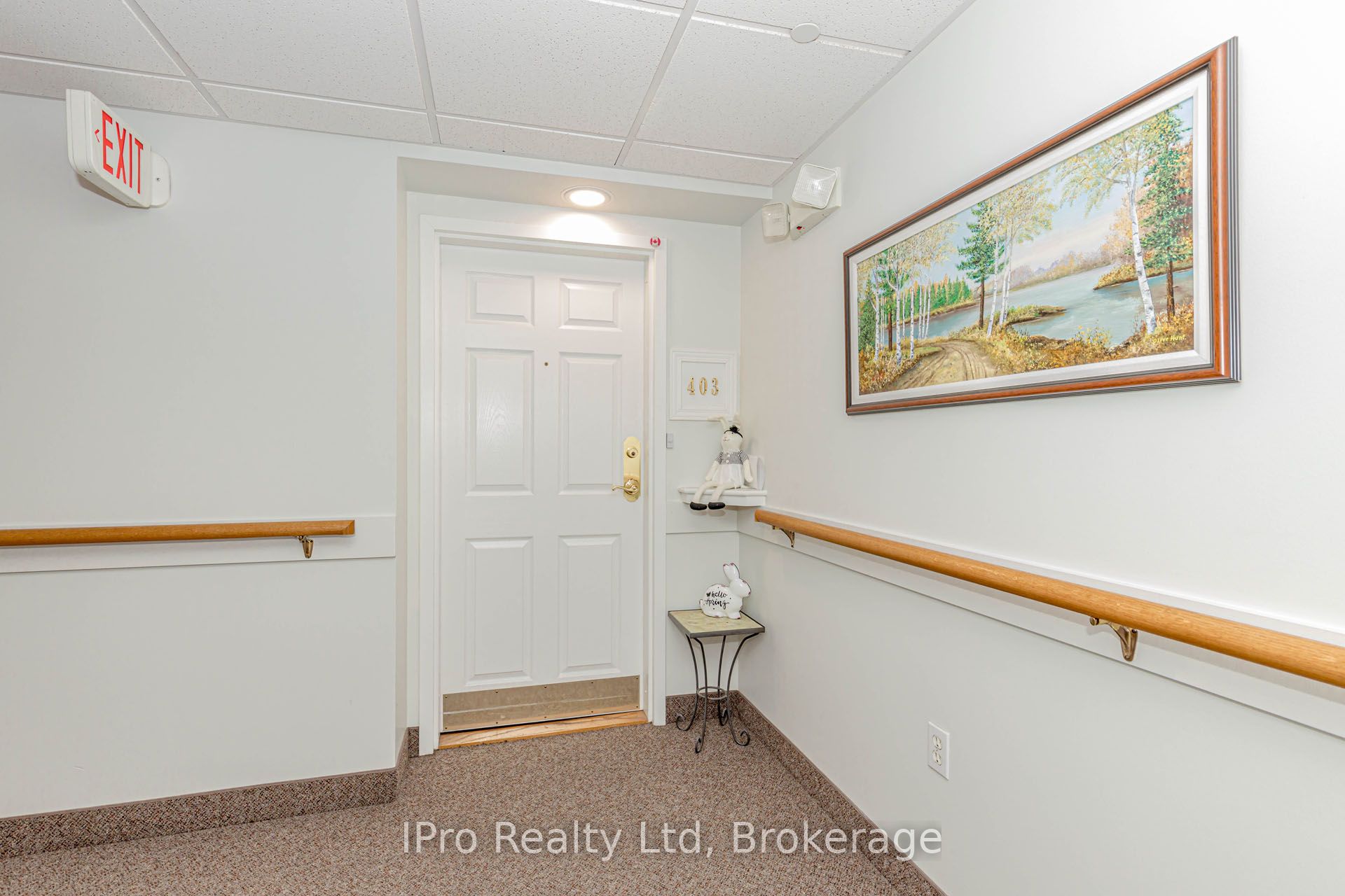 137 Martin Street 403