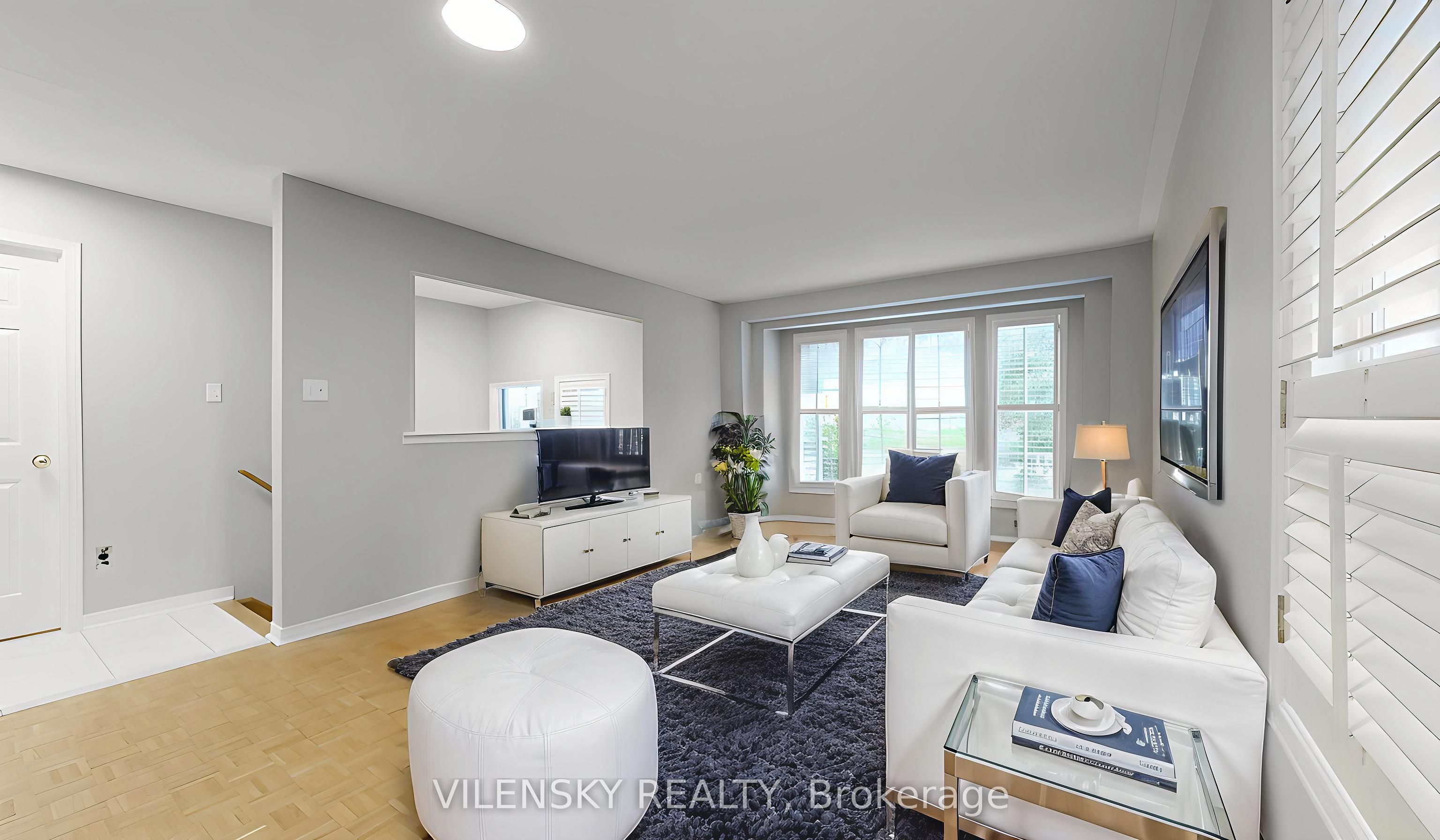 124 Foxfield Crescent