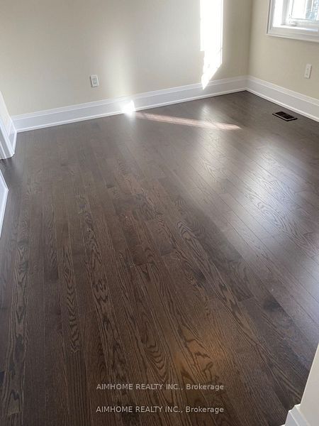 14 CINQUEFOIL Street 3