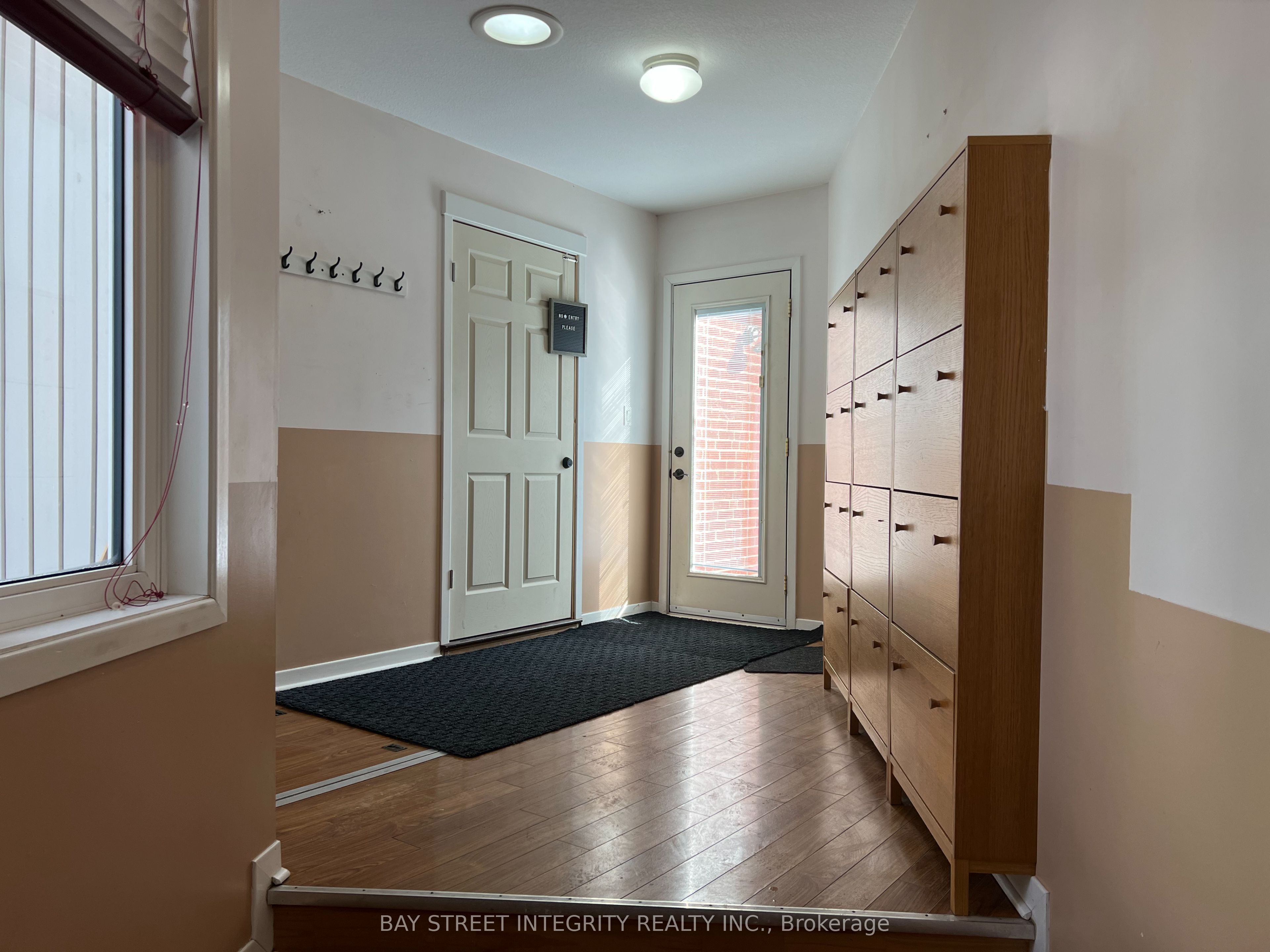 1339 Pinegrove Road 2