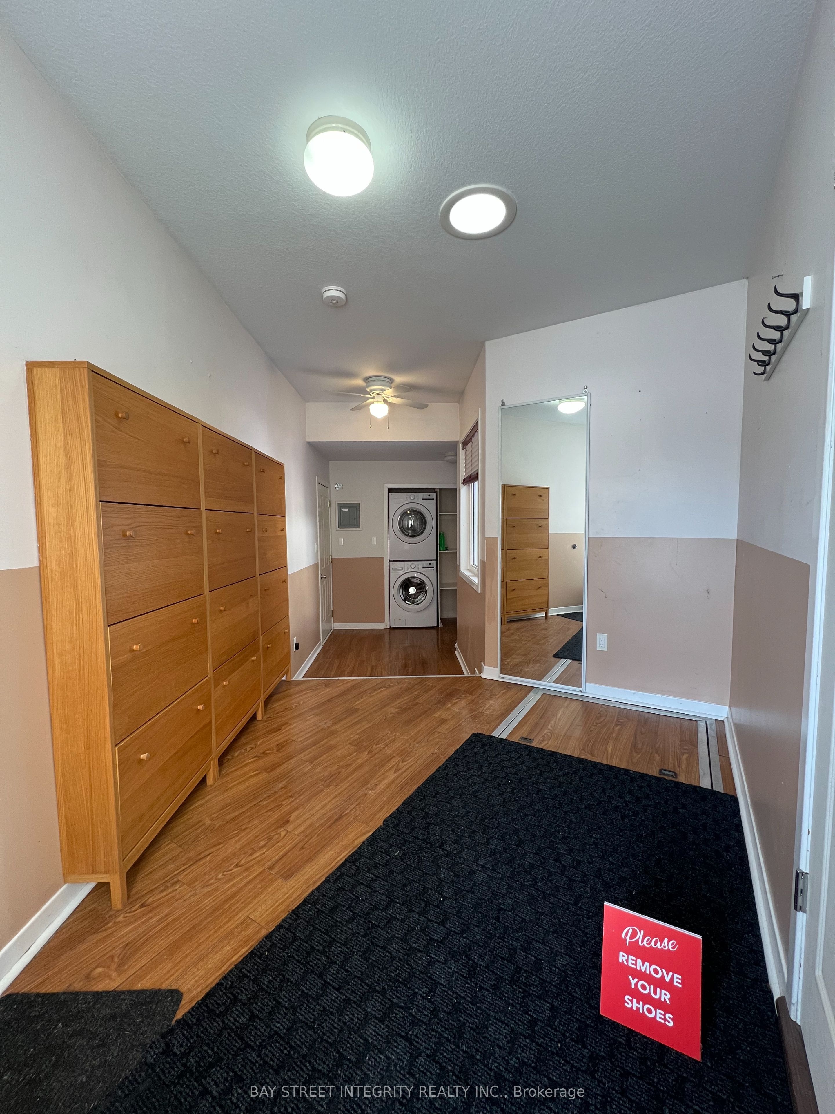 1339 Pinegrove Road 2