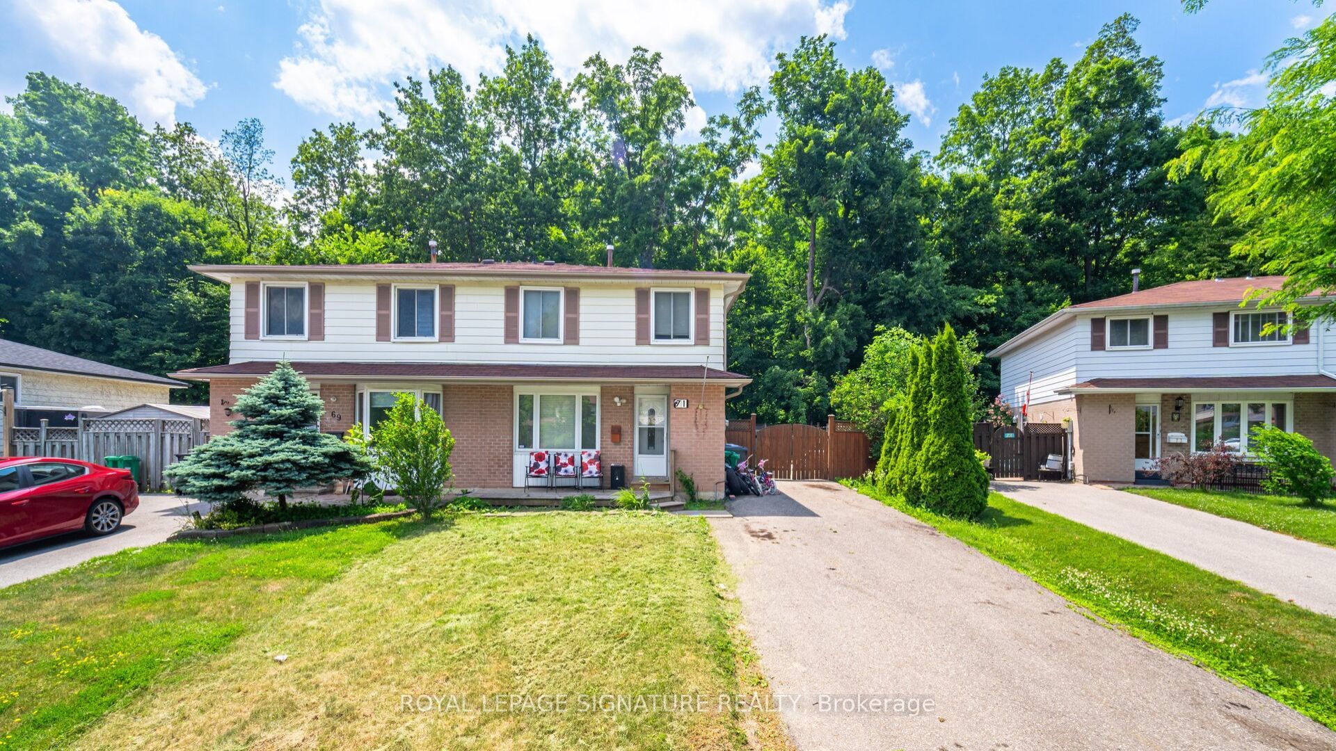 71 Mandarin Crescent N