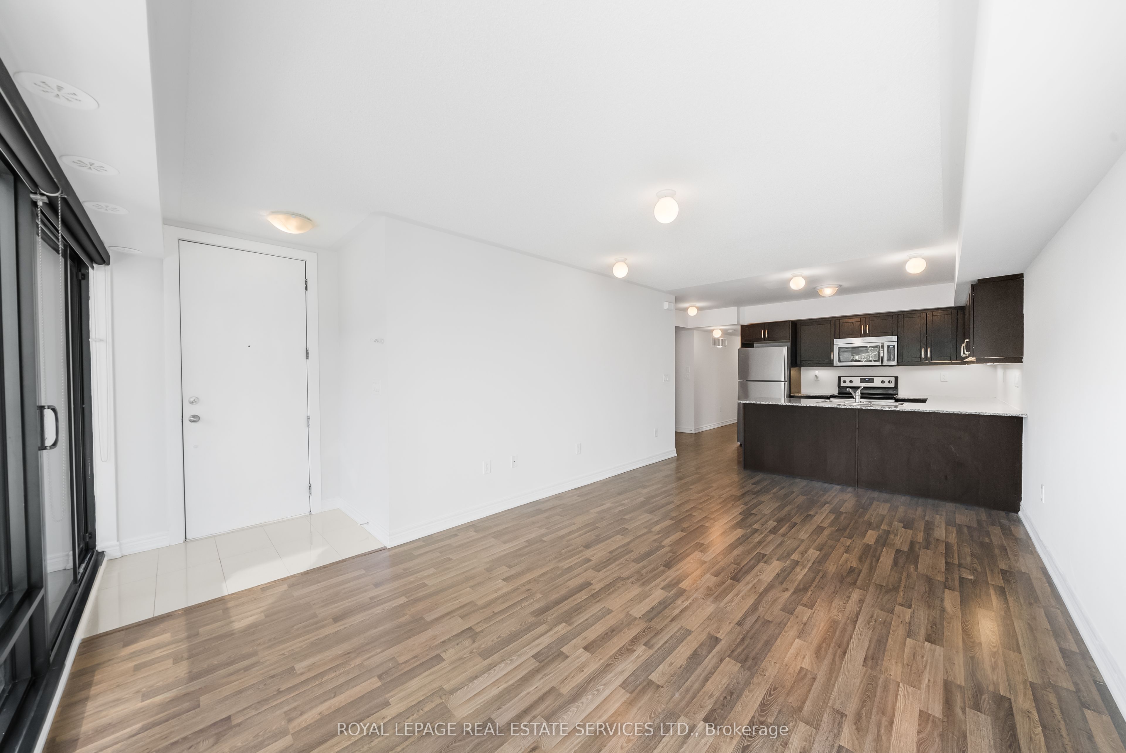 130 Widdicombe Hill Boulevard 413