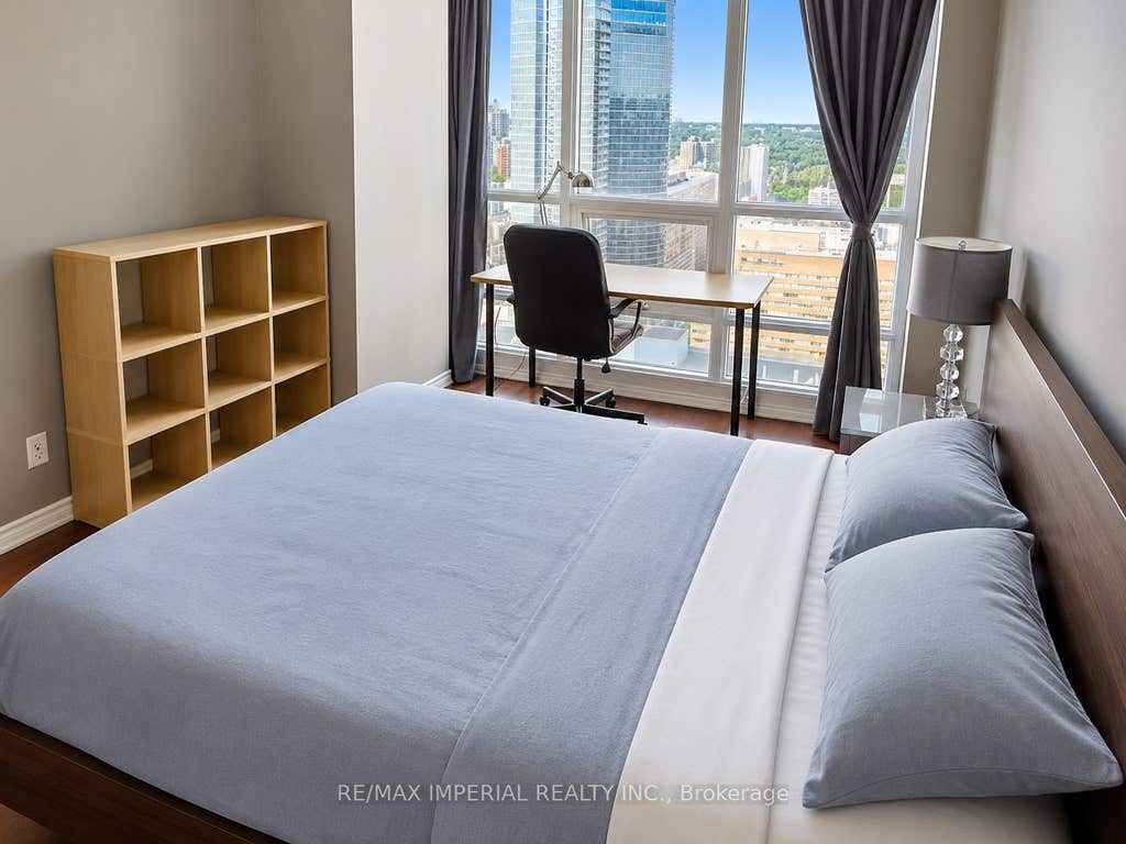 Photo of 761 Bay Street #3304, Toronto, ON M5G 2R2 (MLS # C13615252)