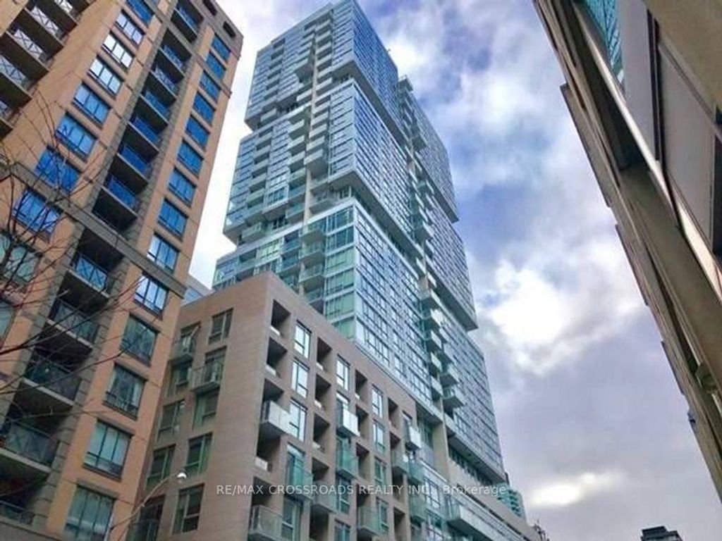 Photo of 199 Richmond Street W #1708, Toronto, ON M5V 0H4 (MLS # C12907148)