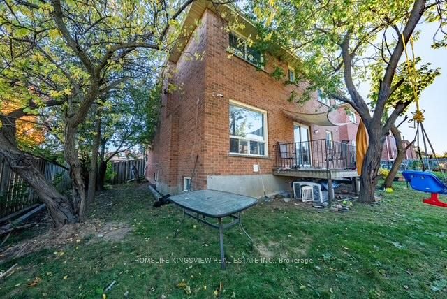 22 Kaiser Drive