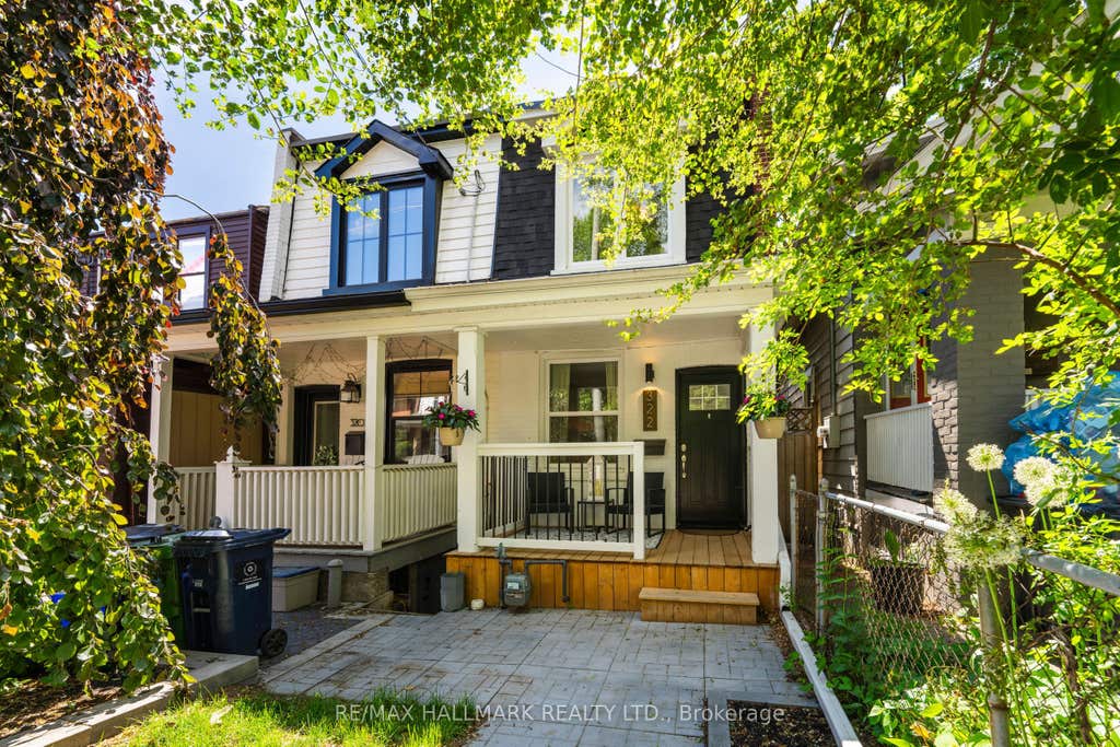 Photo of 322 Highfield Road, Toronto, ON M4L 2V5 (MLS # E13418178)