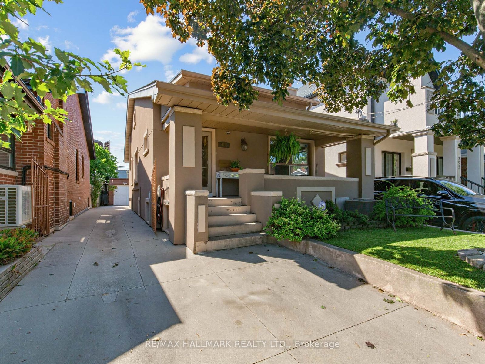 297 Strathmore Boulevard