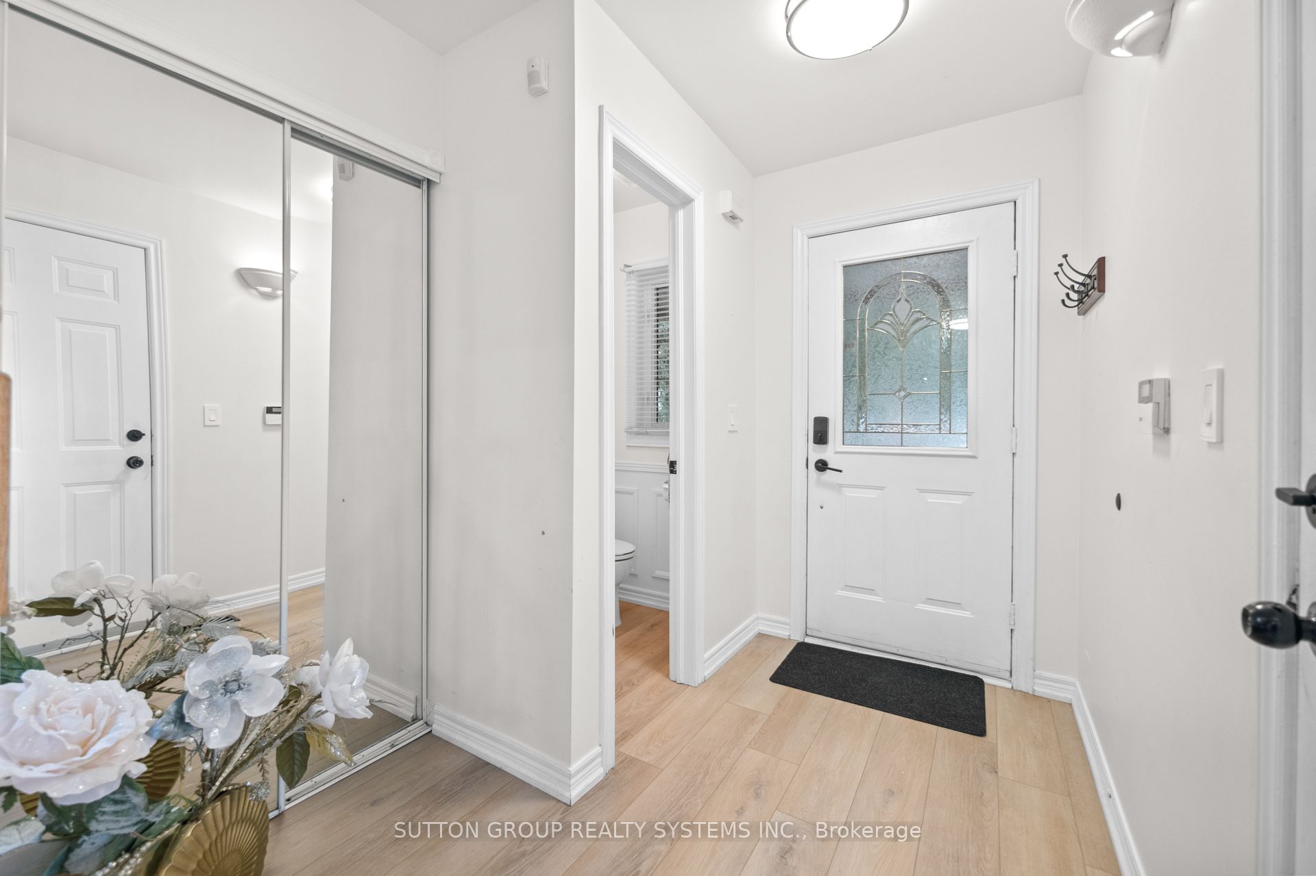 2871 Darien Road 35