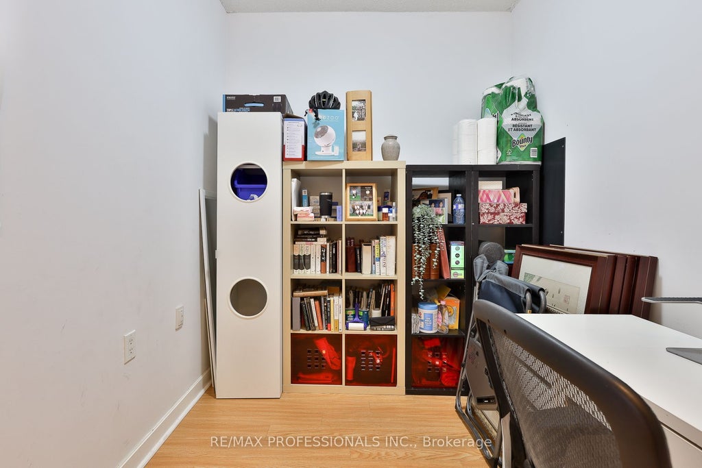 Photo of 85 Bloor Street E #1608, Toronto, ON M4W 3Y1 (MLS # C13714114)