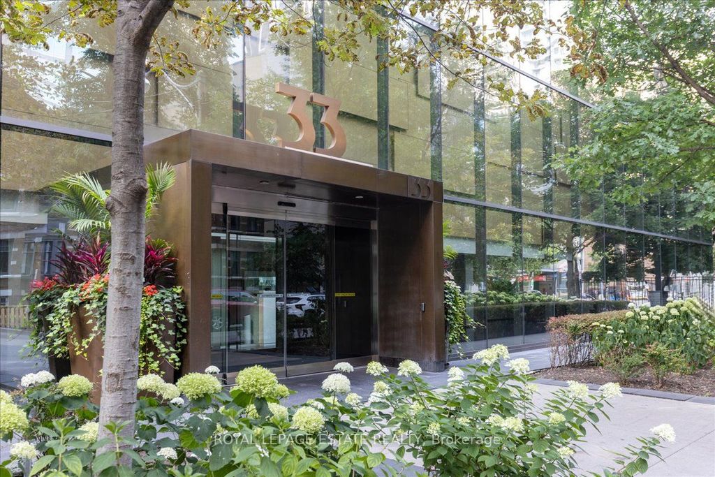 Photo of 33 Charles Street E #811, Toronto, ON M4Y 0A2 (MLS # C12336403)