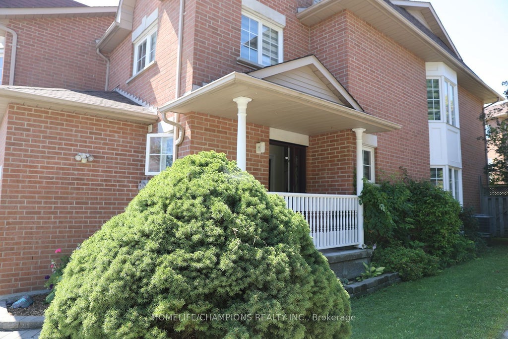 Photo of 16 Echo Glen Road, Toronto, ON M9B 4W6 (MLS # E13720944)