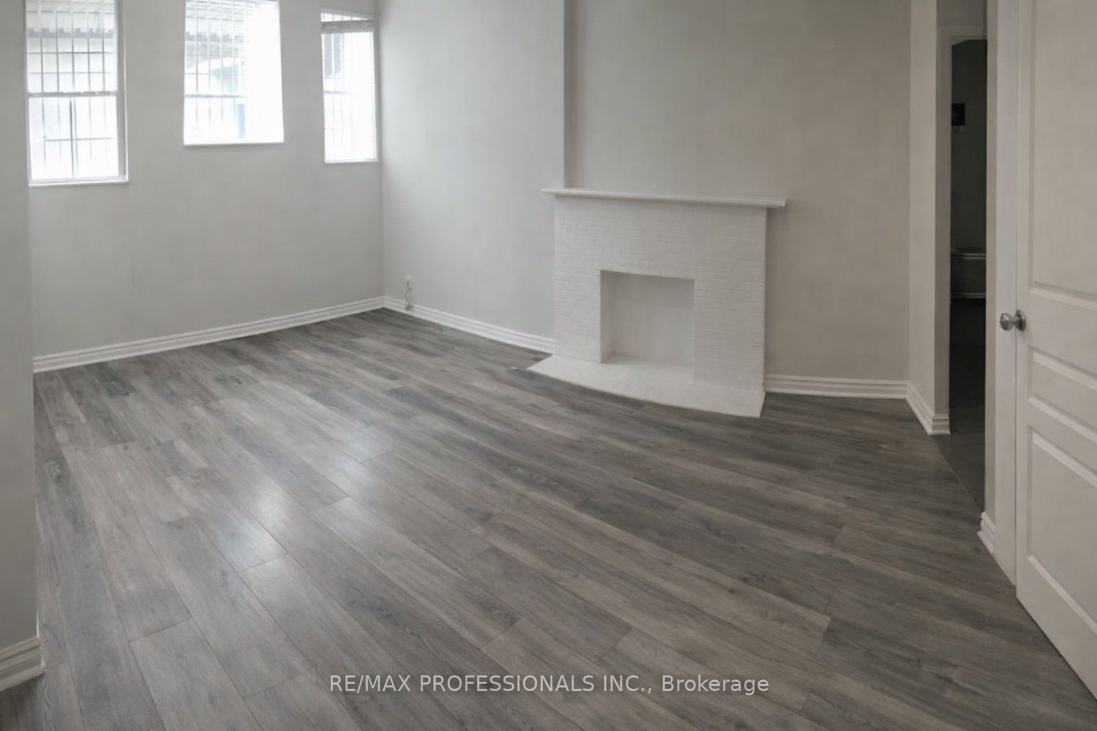 412 Jarvis Street 105