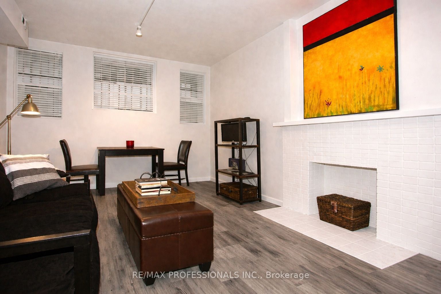 412 Jarvis Street 105