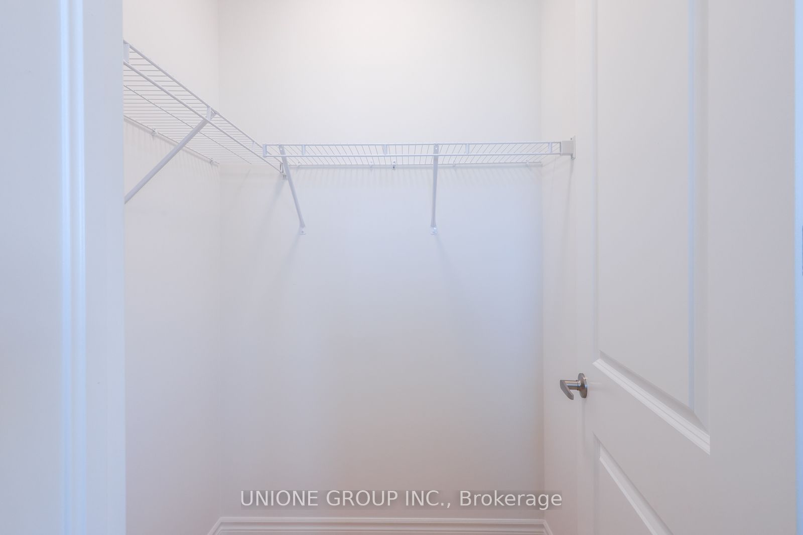 3169 Meadowridge Drive